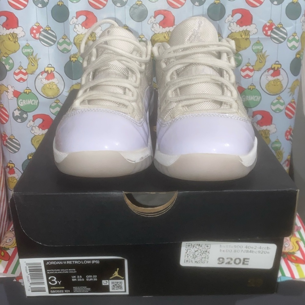 Jordan 11 Retro Low